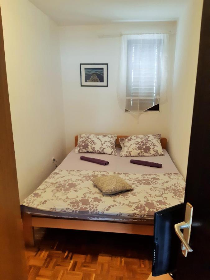 Dalmatino Apartmani Vir Extérieur photo