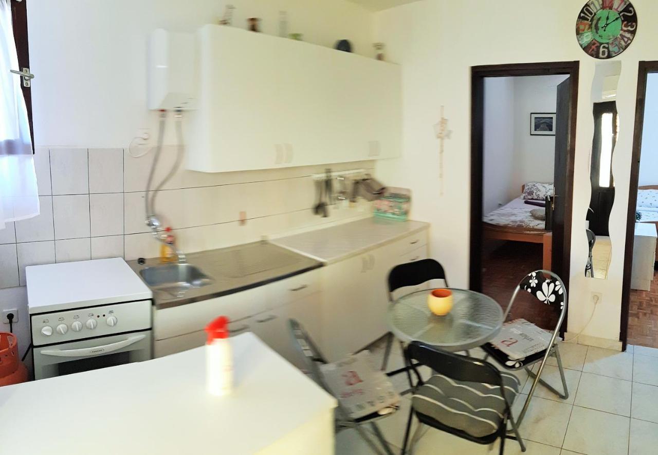 Dalmatino Apartmani Vir Extérieur photo